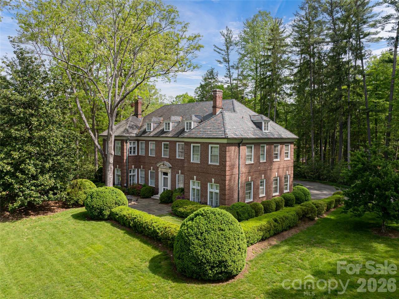 407 Vanderbilt Road - Photo 1