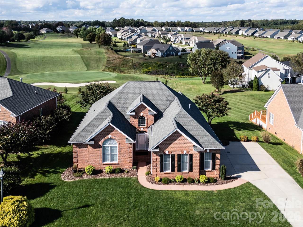 187 Fox Den Circle - Photo 1