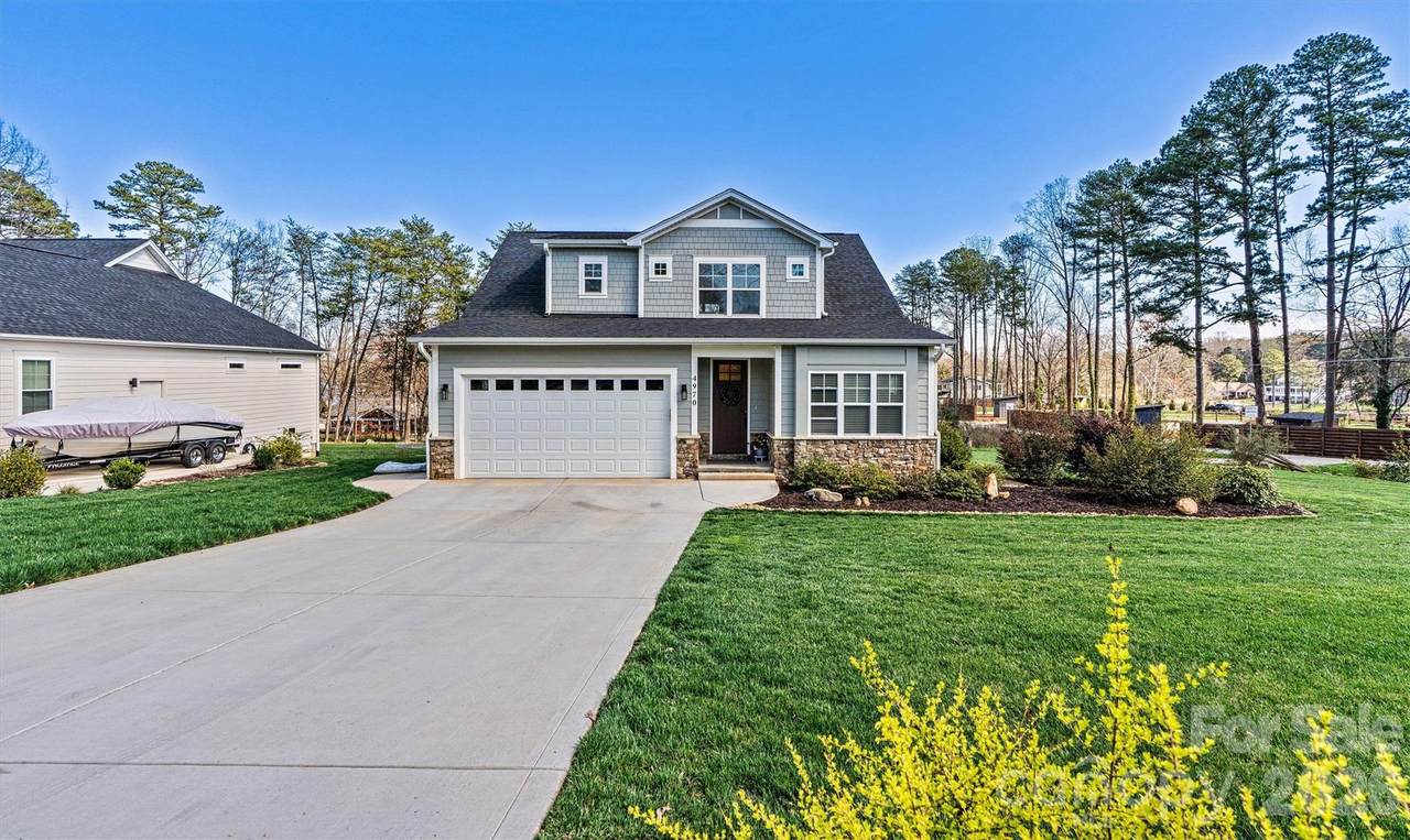 4970 Surfwood Drive - Photo 1