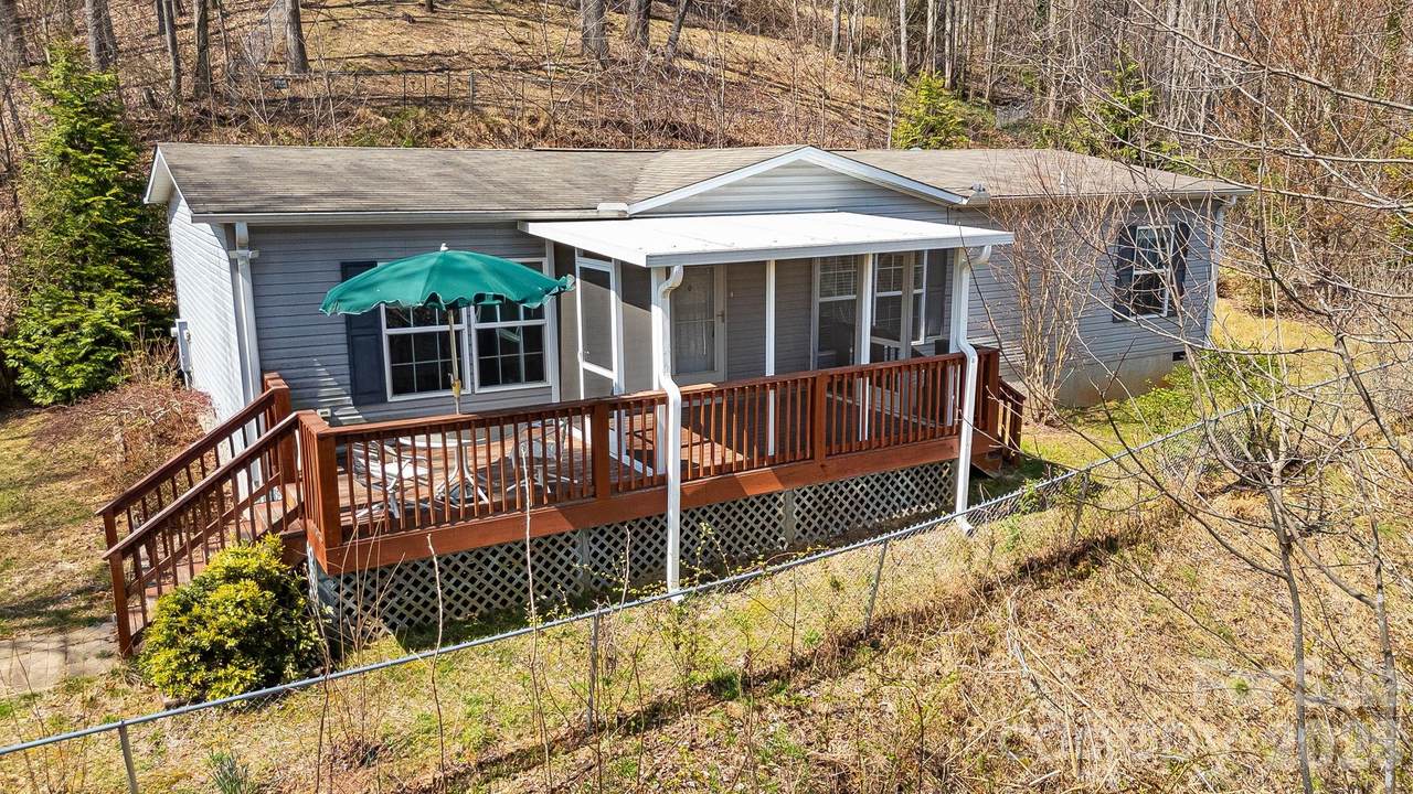 403 Youngs Gap Road - Photo 1