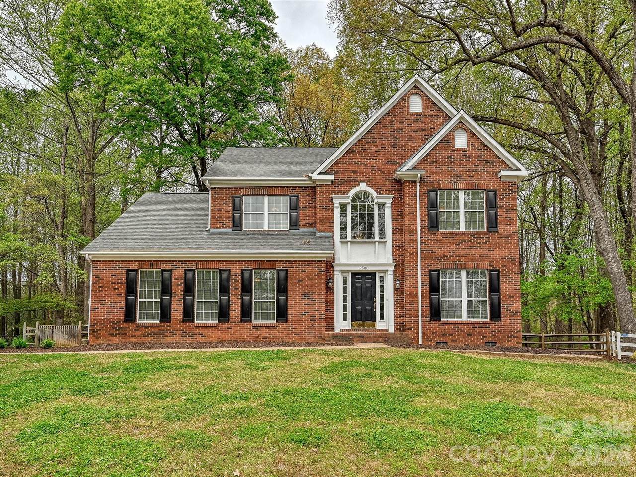2800 Pearwood Court - Photo 1