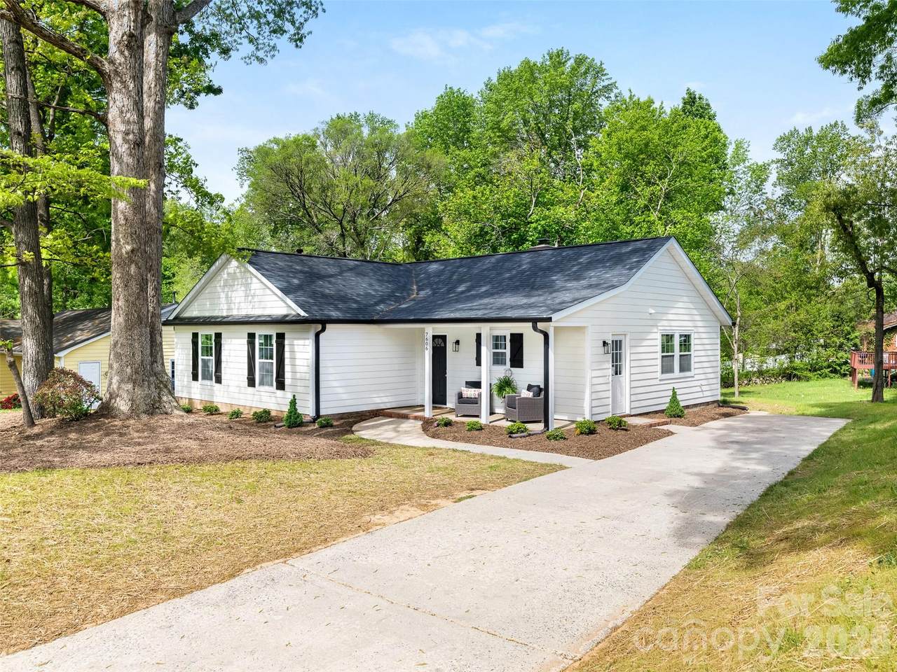 7606 Walnut Wood Drive - Photo 1