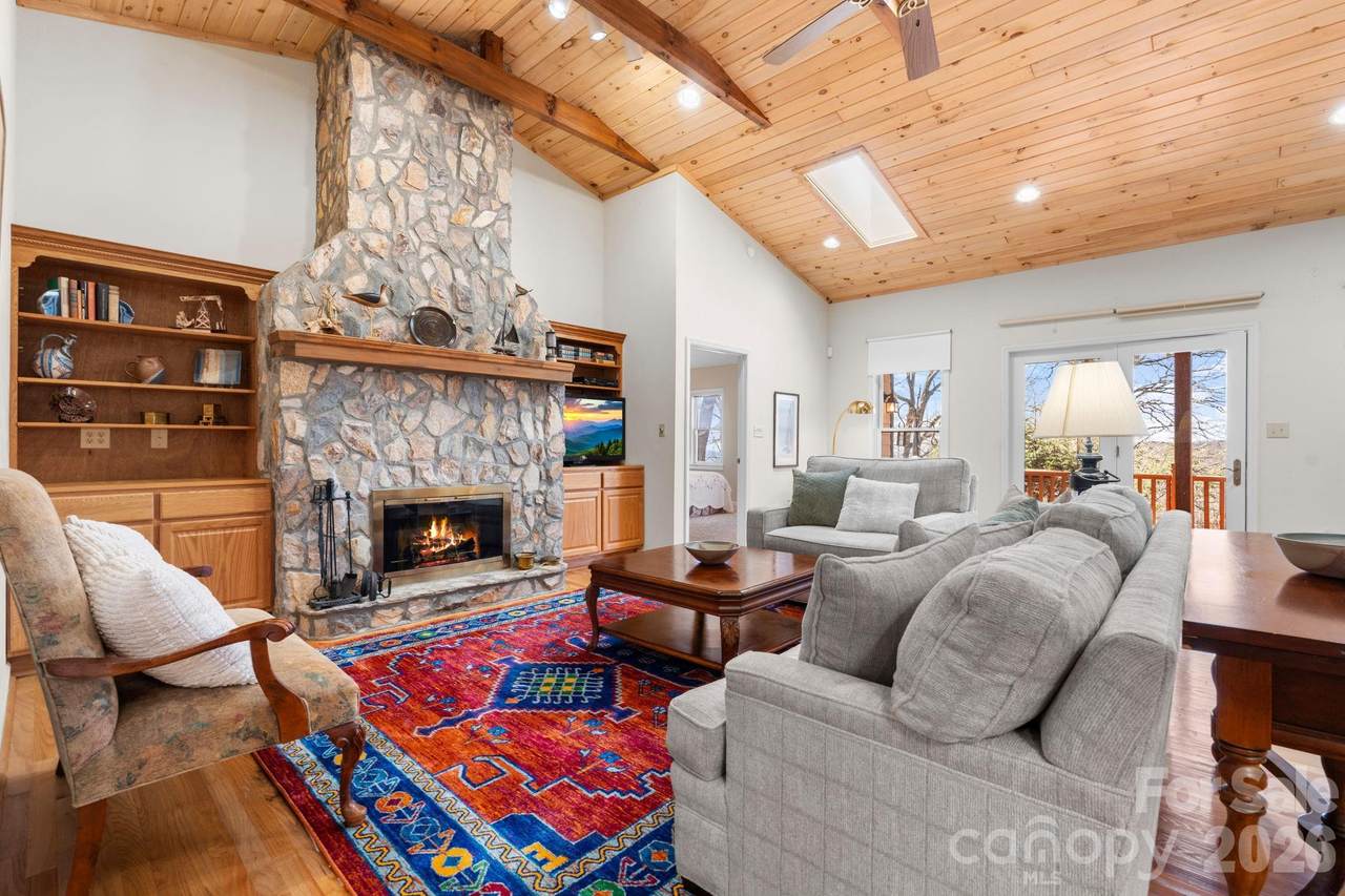 114 Little Sugar Lane - Photo 1