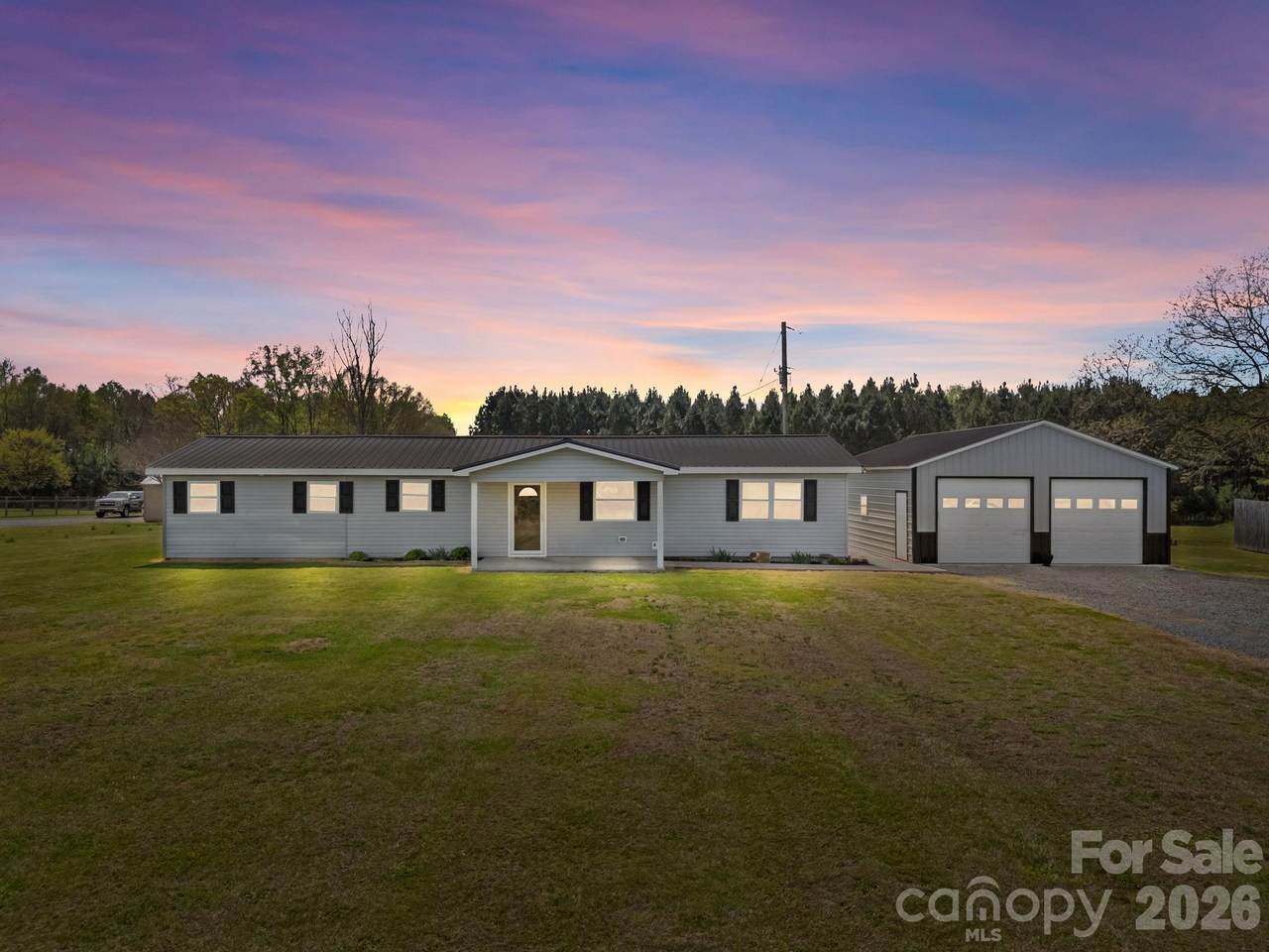 15910 Glenmore Road - Photo 1