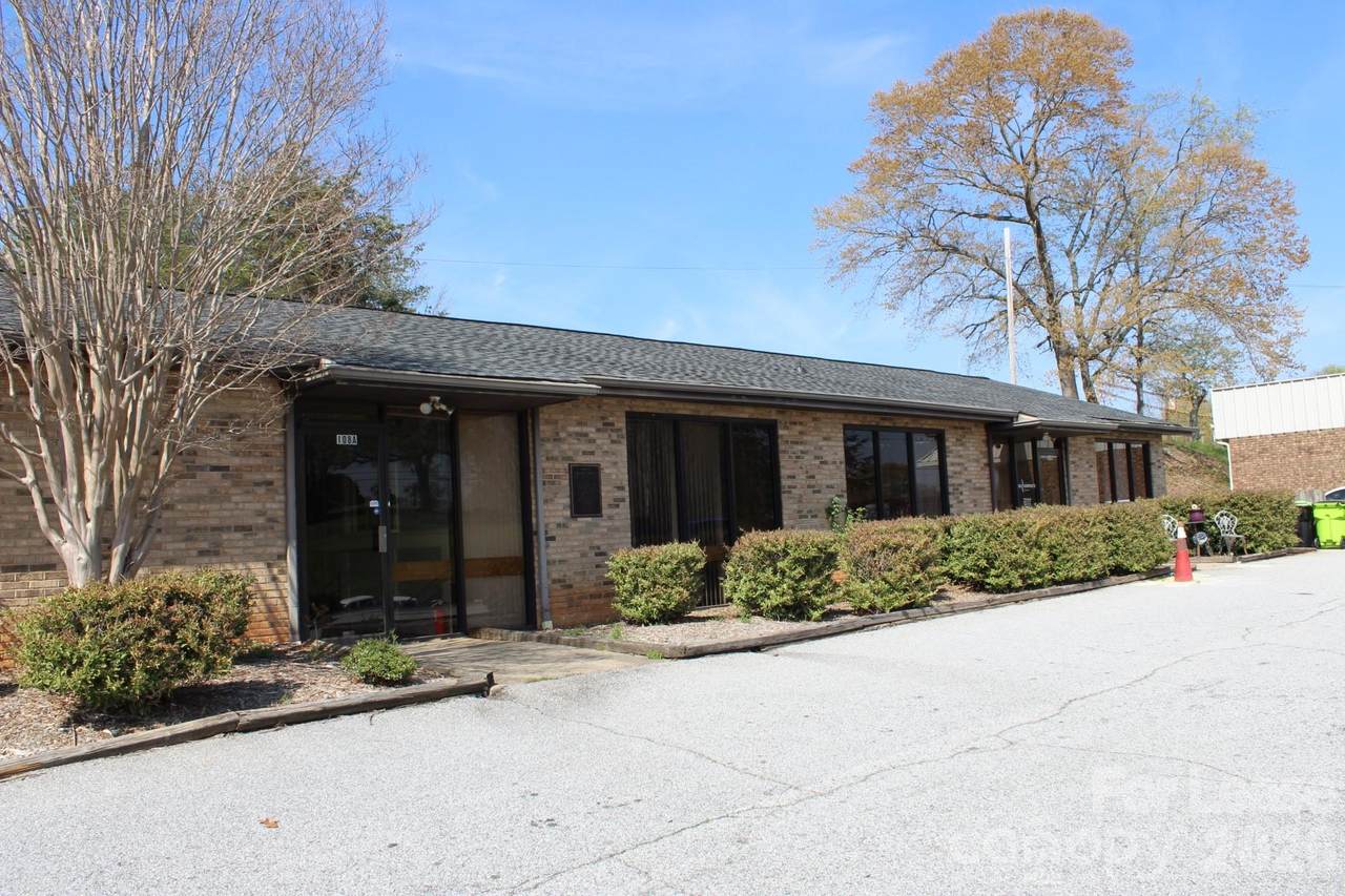 108 Rutherford Street - Photo 1