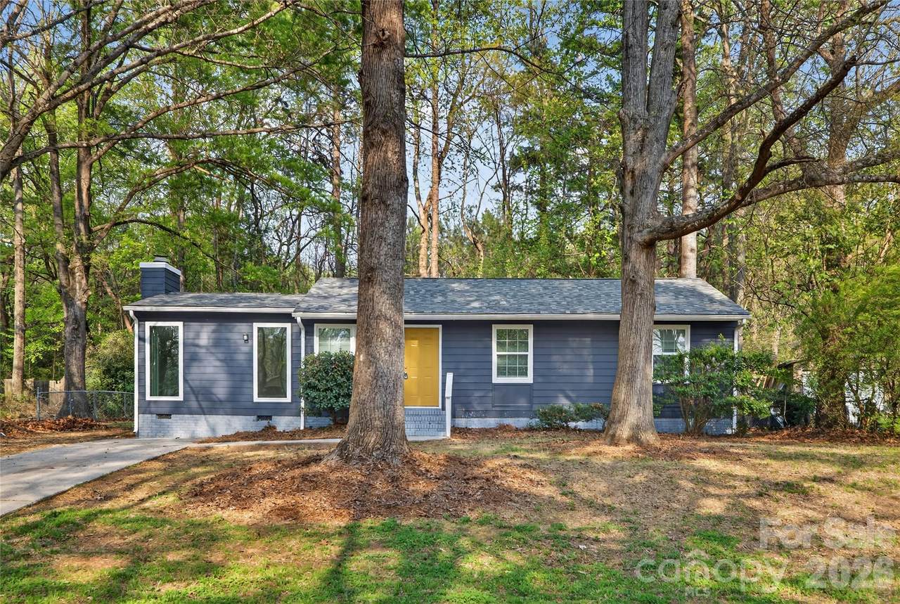 5143 Delivau Drive - Photo 1