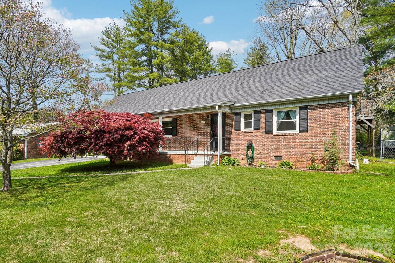710 Heatherwood Drive - Photo 1