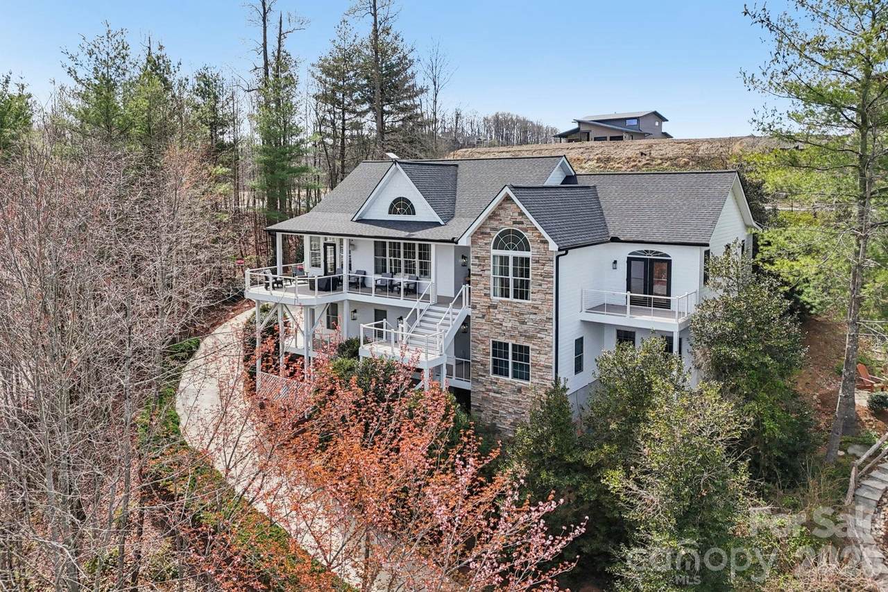 1409 Woodsong Drive - Photo 1