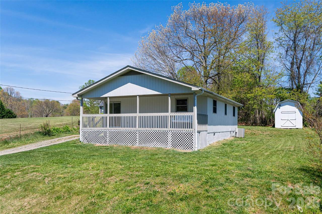 231 View Street - Photo 1