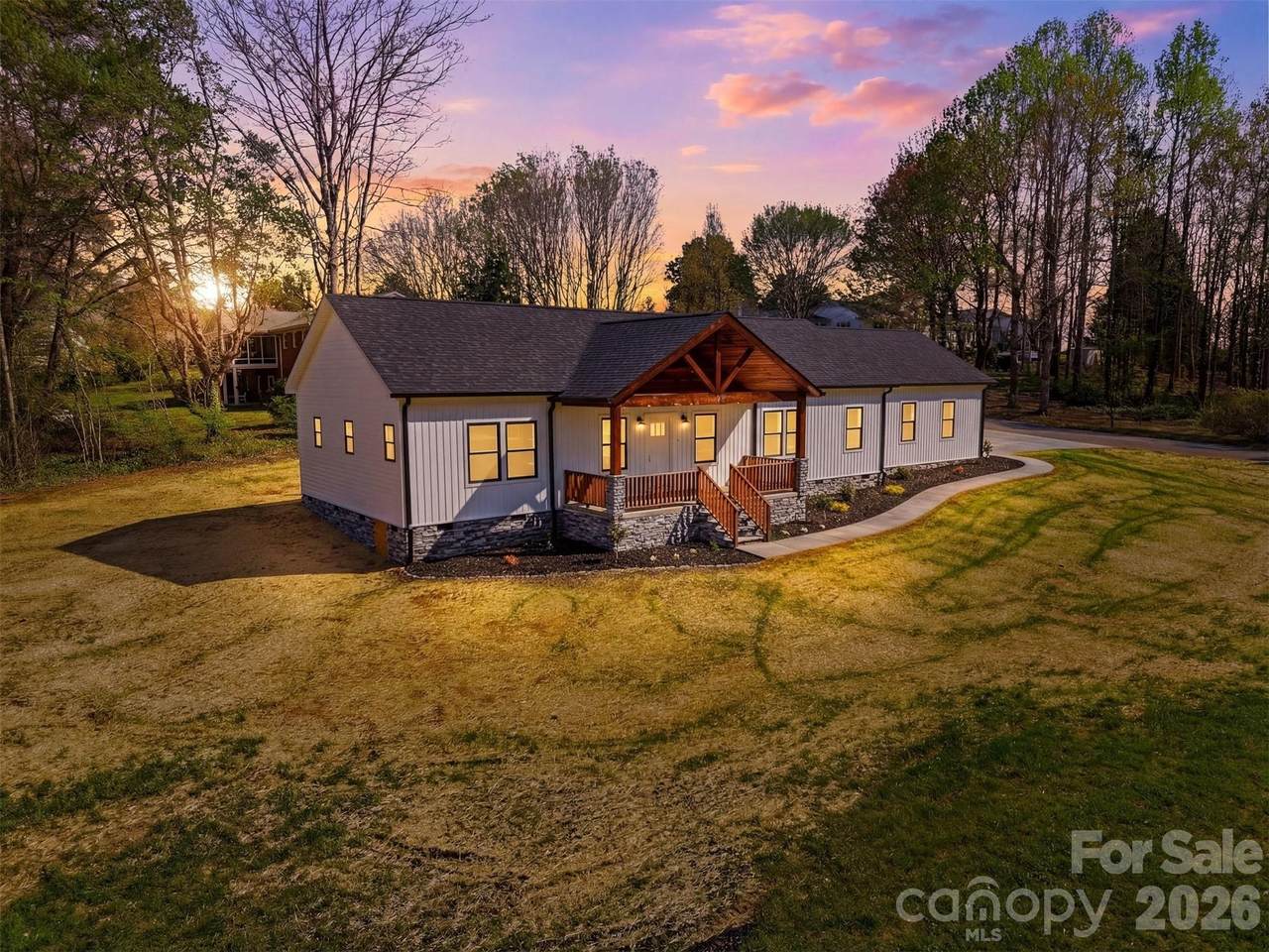 1007 Hibriten Drive - Photo 1