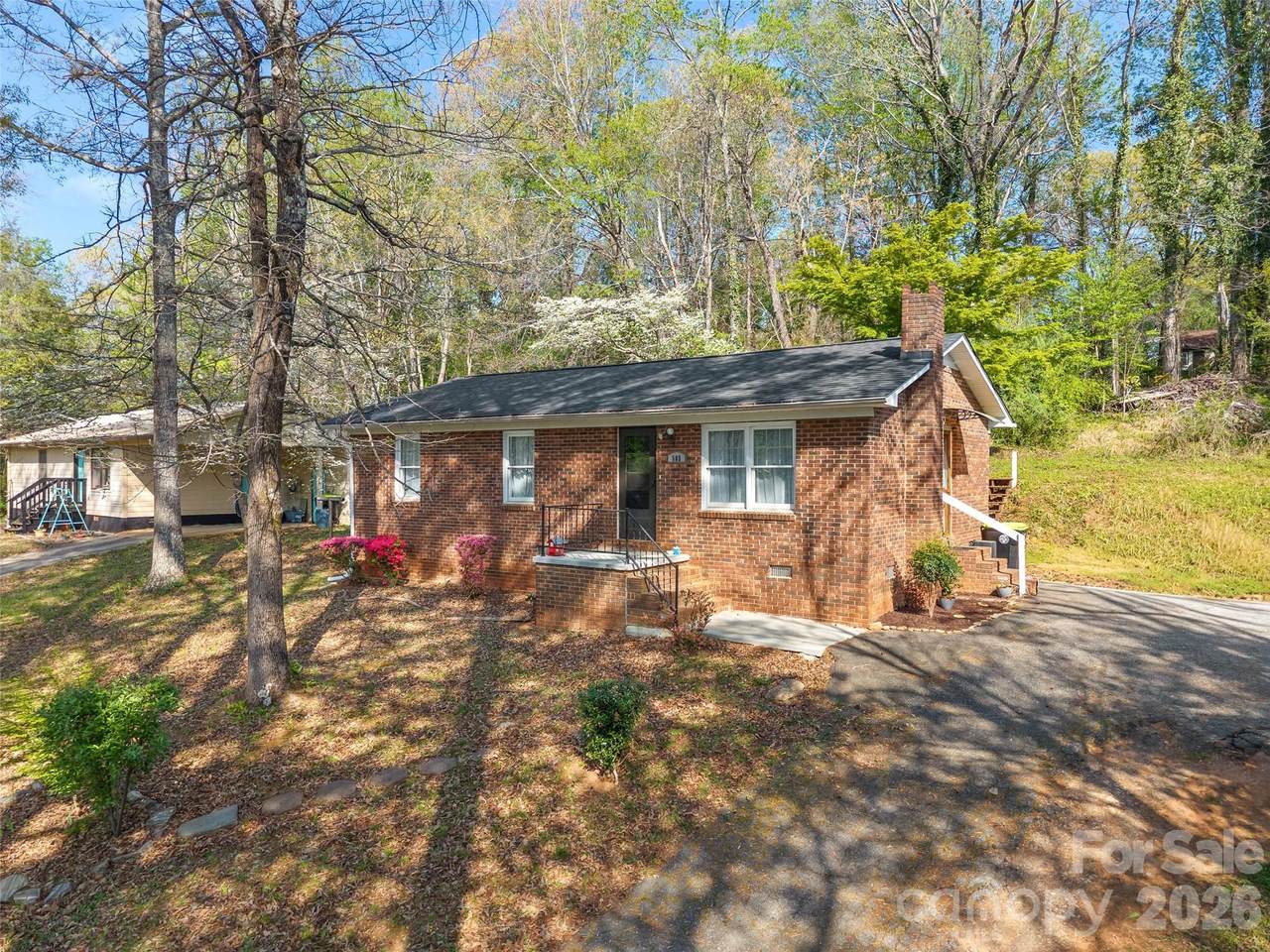 585 Peak Street - Photo 1