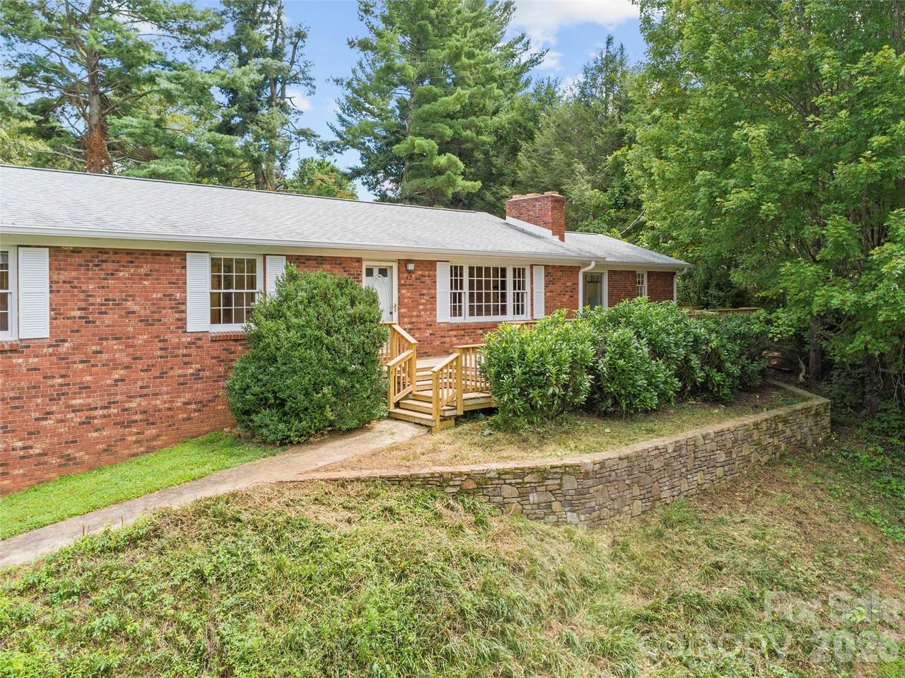 42 Sheppard Drive - Photo 1