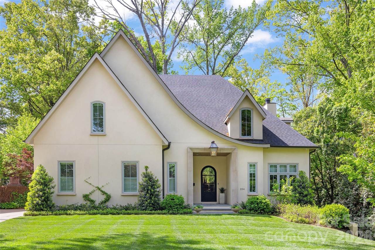 254 Huntley Place - Photo 1