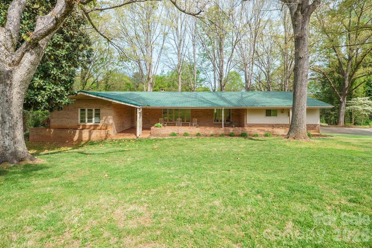 465 28th Avenue Lane - Photo 1