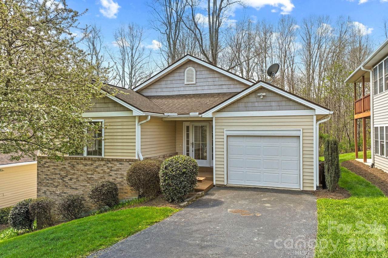 73 Creeks End Circle - Photo 1