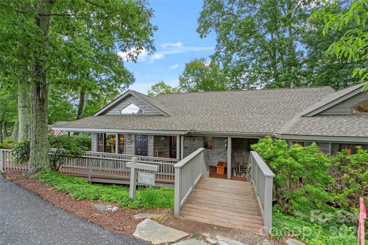 135 Club House Drive - Photo 1