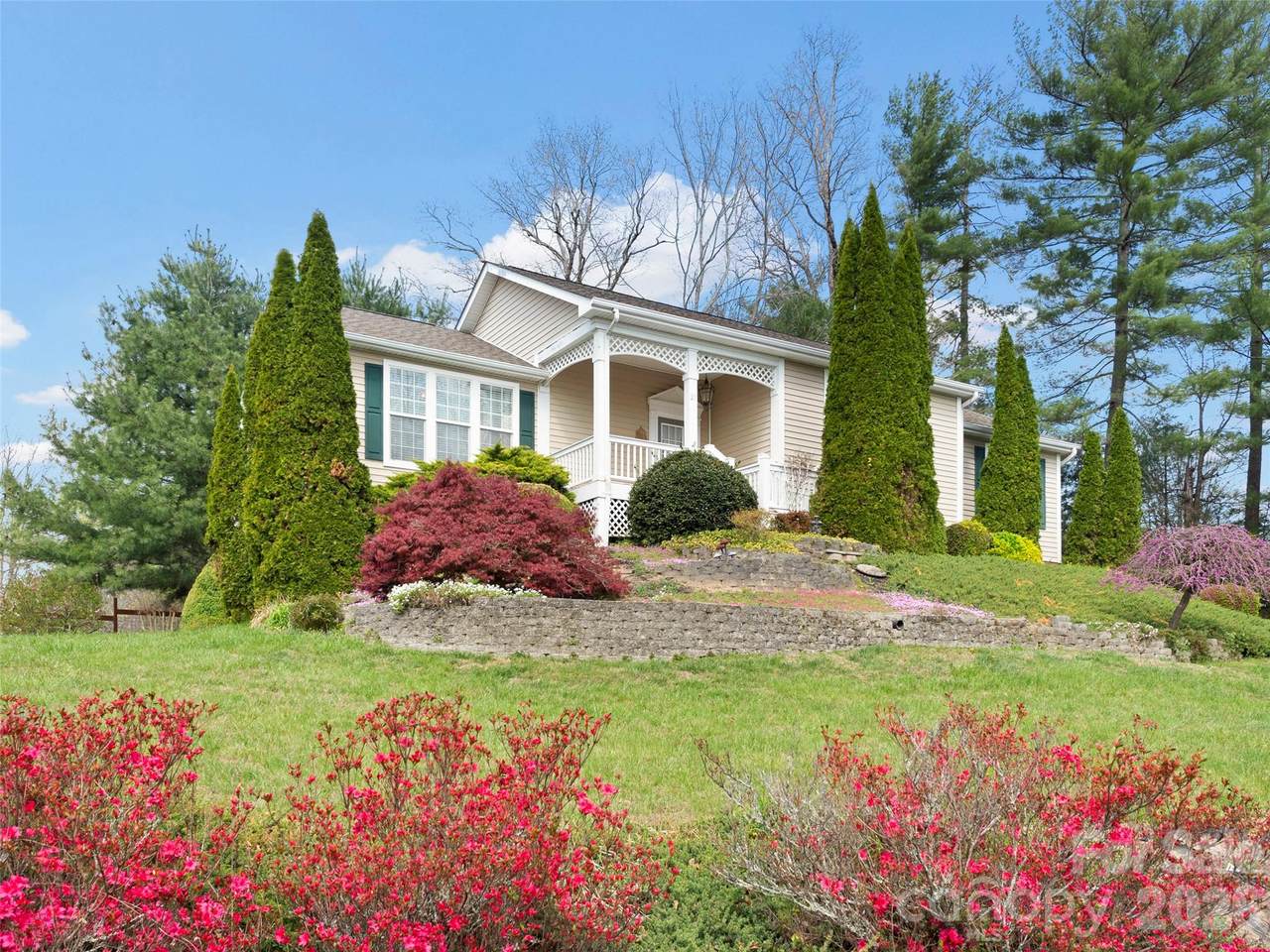 21 Old Applewood Lane - Photo 1