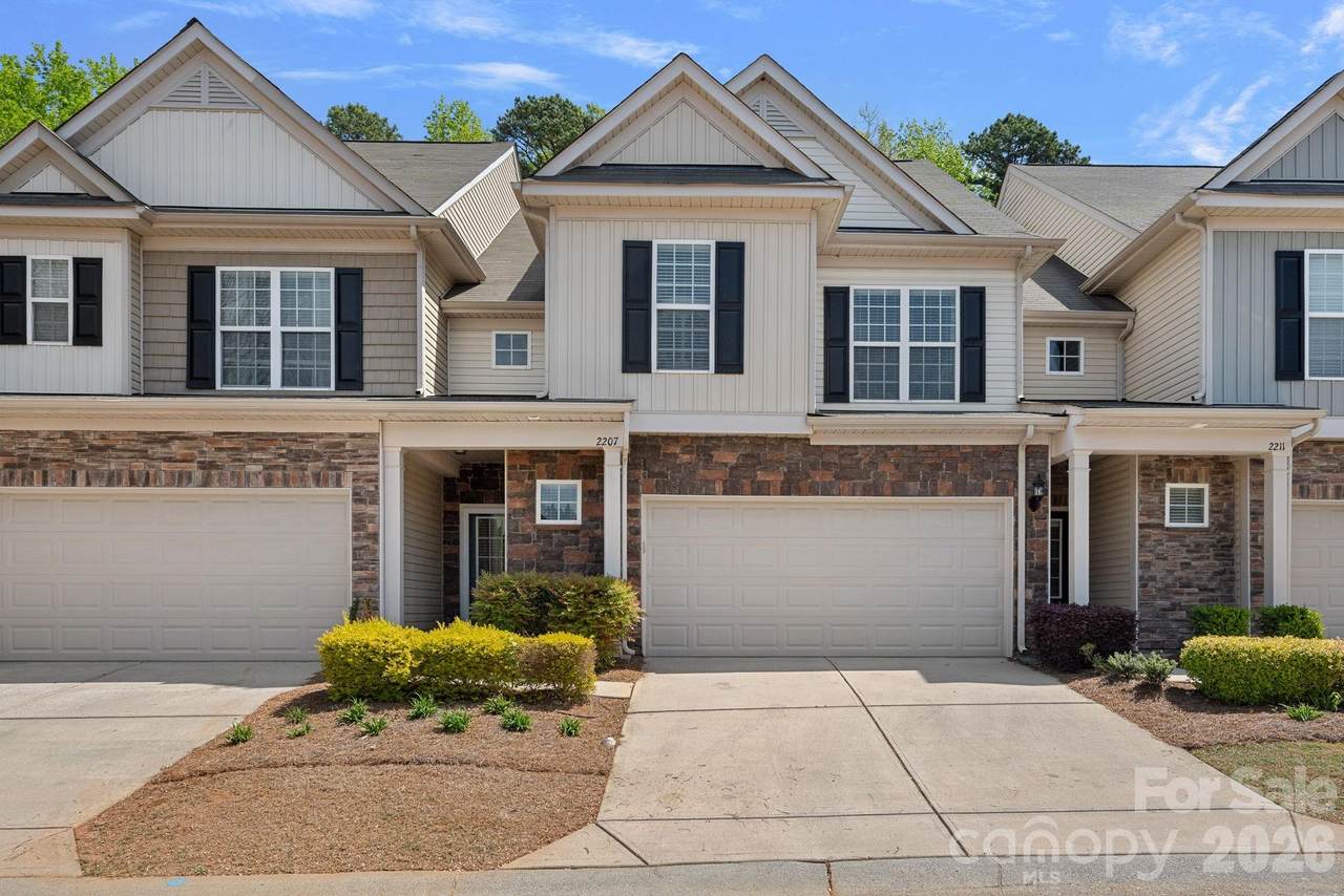 2207 Whitford Lane - Photo 1