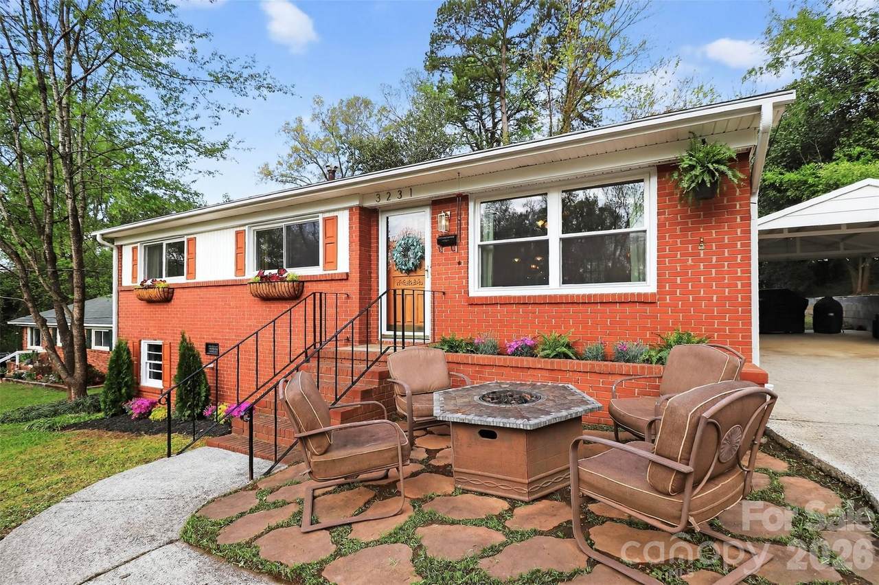 3231 Harrow Place - Photo 1