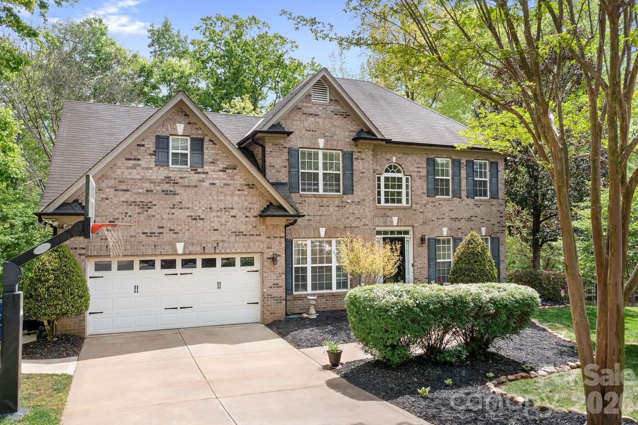 5617 Sugarcane Court - Photo 1
