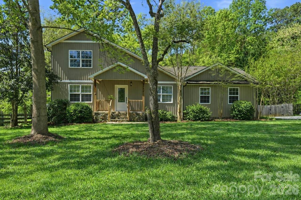 2036 Hickory Hills Drive - Photo 1