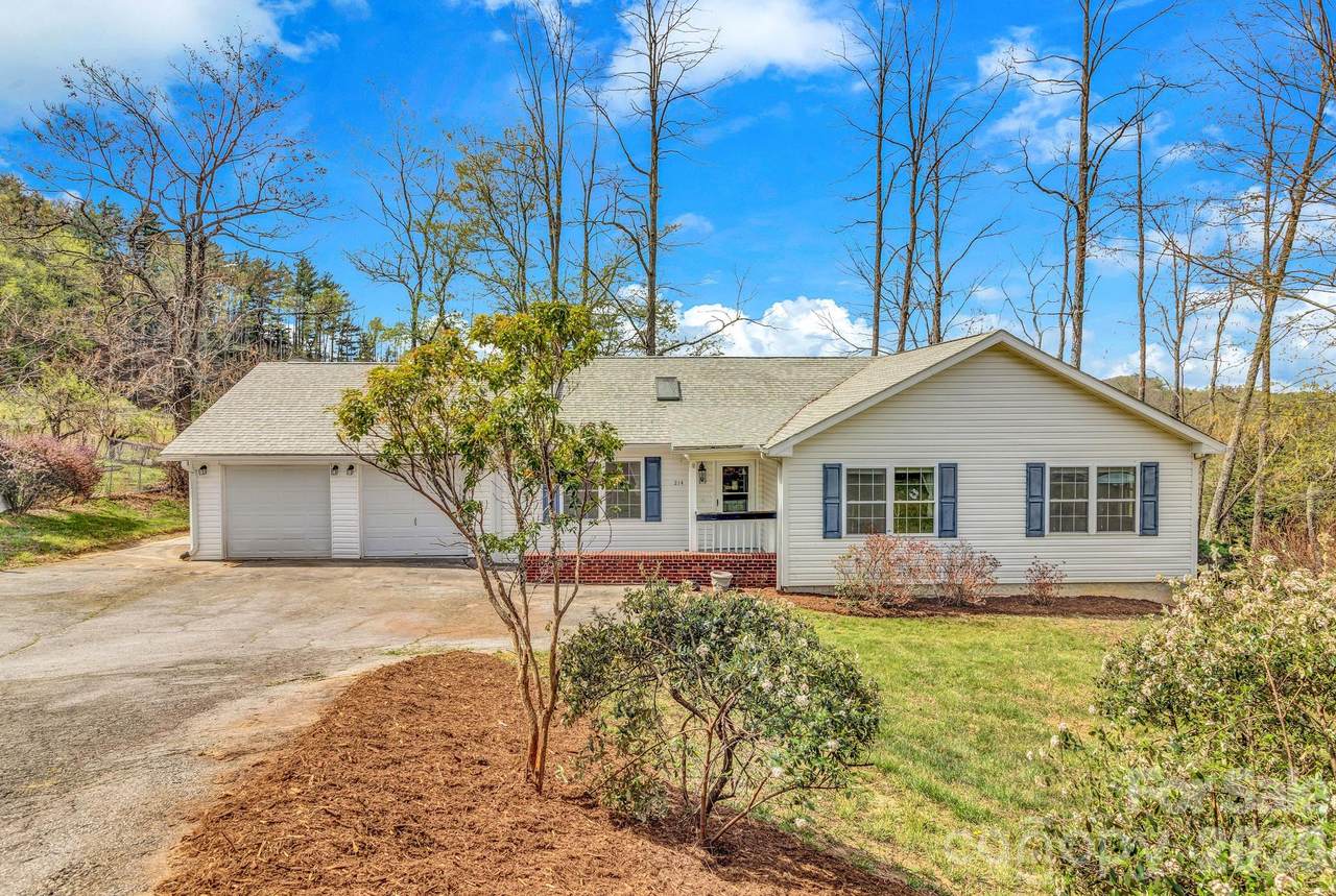 214 Lone Laurel Trail - Photo 1