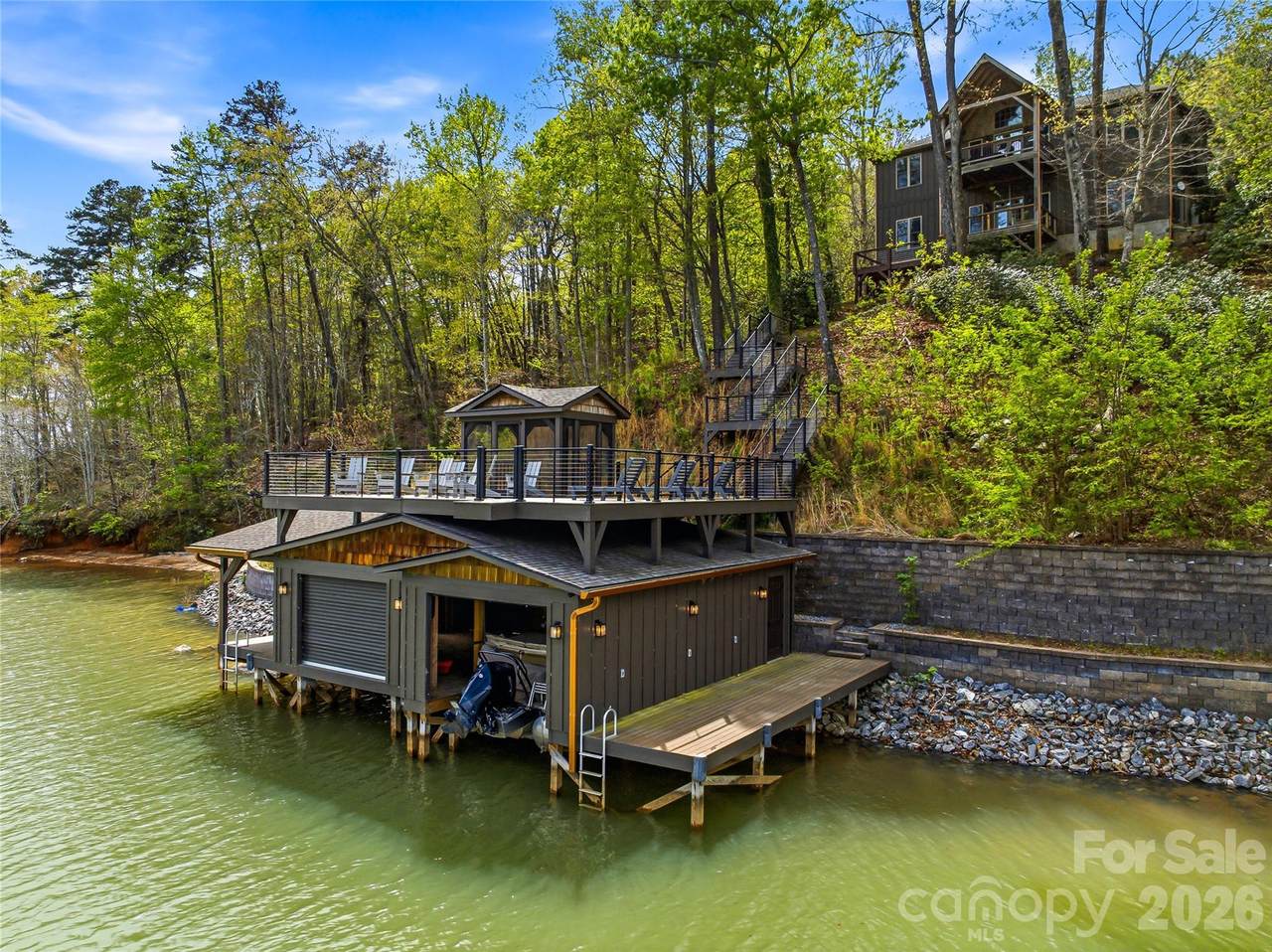402 Holmstead Drive - Photo 1