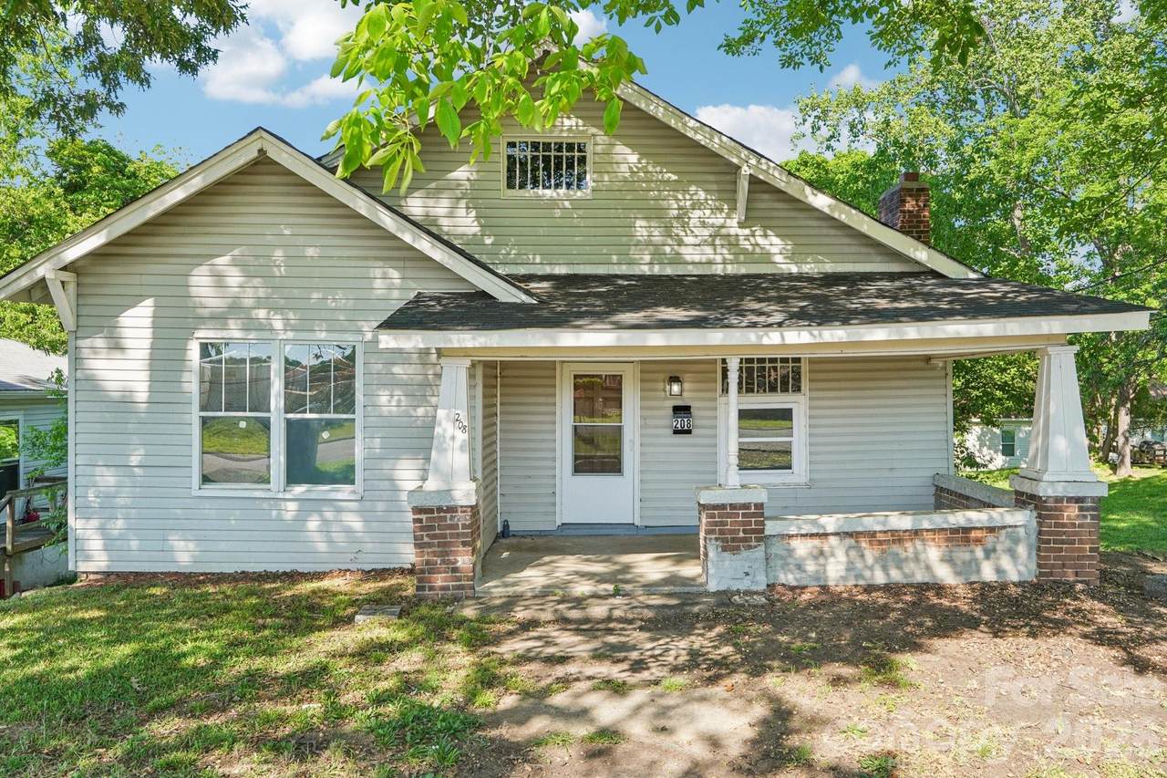 208 Lafayette Street - Photo 1