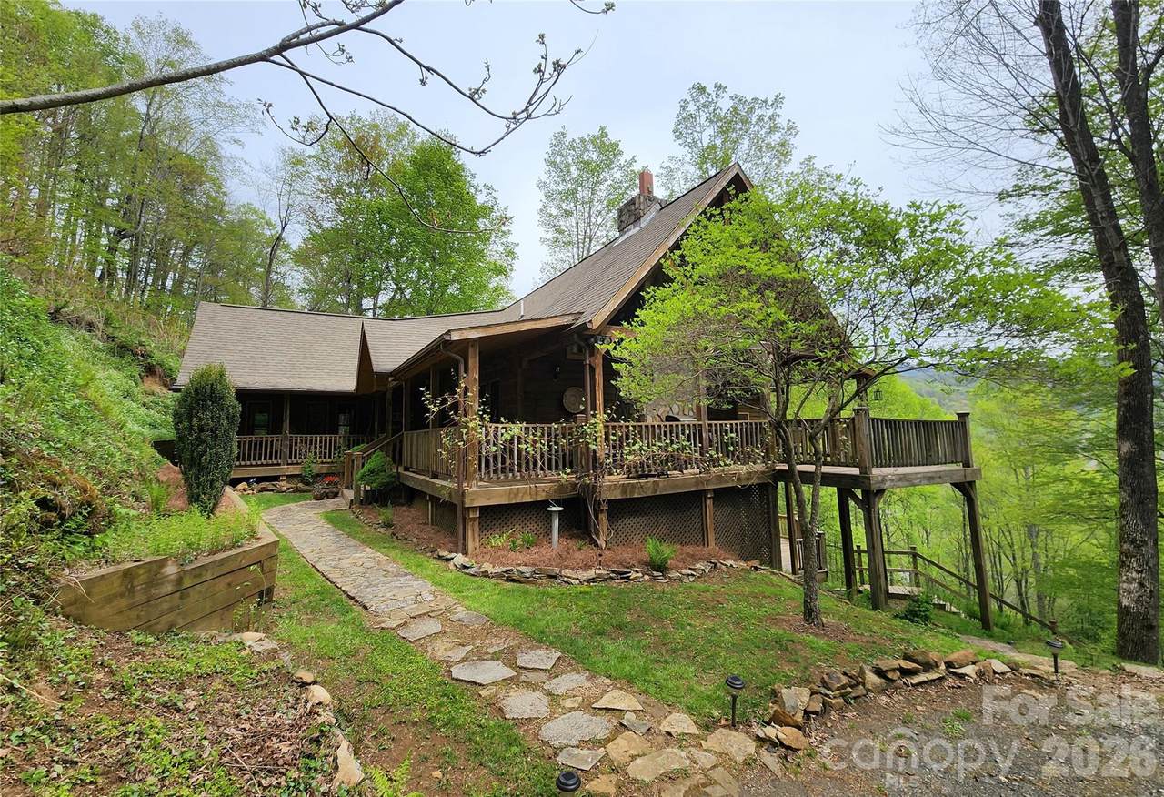 604 Croft View Drive - Photo 1