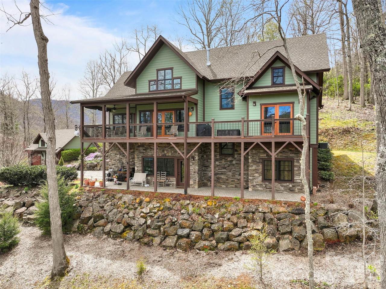 711 Winfield Drive - Photo 1