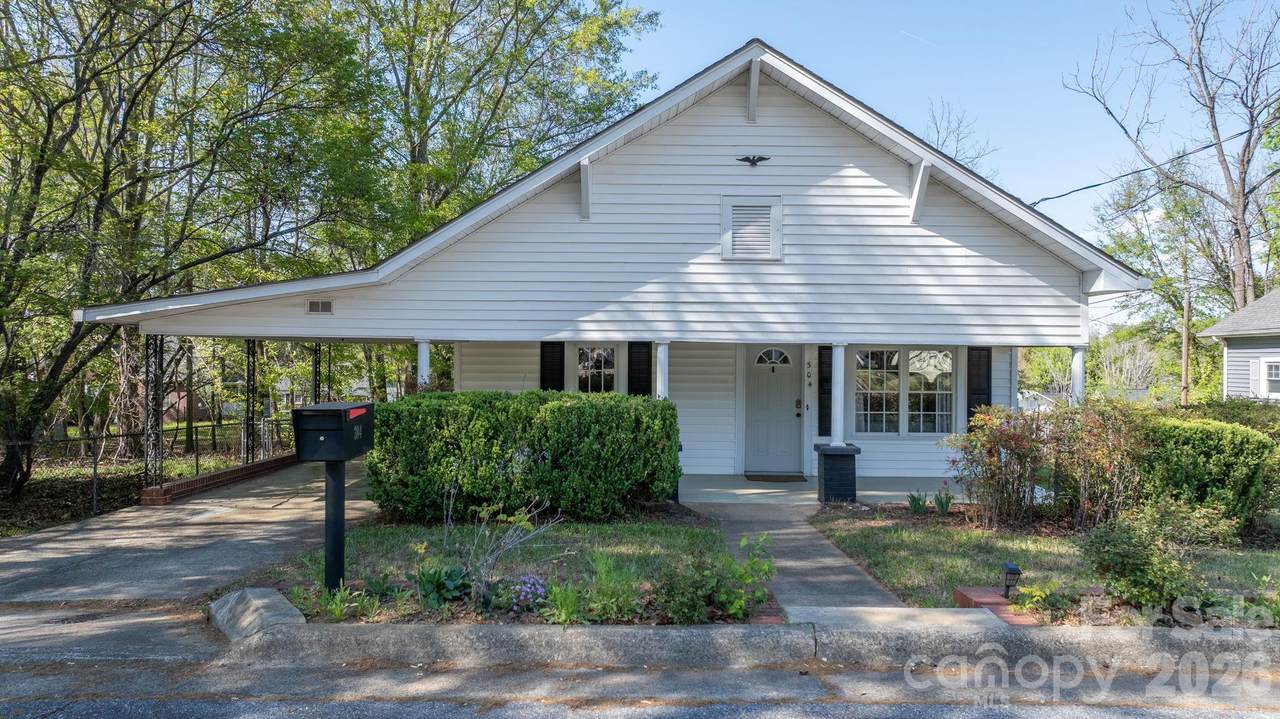 304 Garrou Avenue - Photo 1