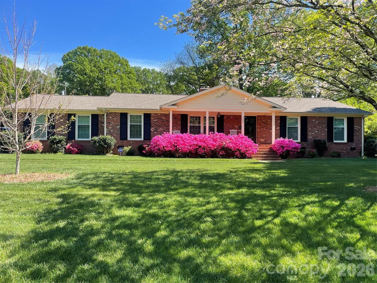 5022 Cheviot Road - Photo 1