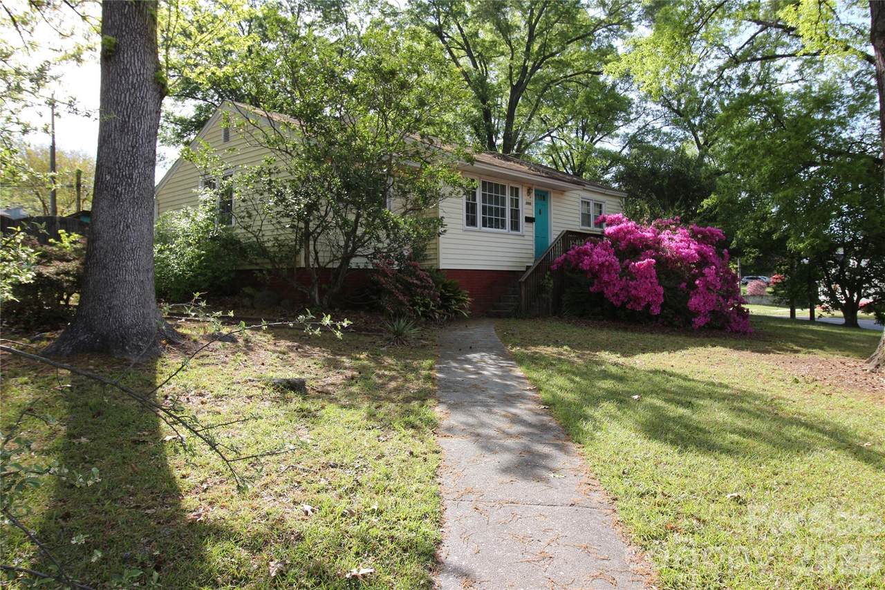 3300 Maywood Drive - Photo 1