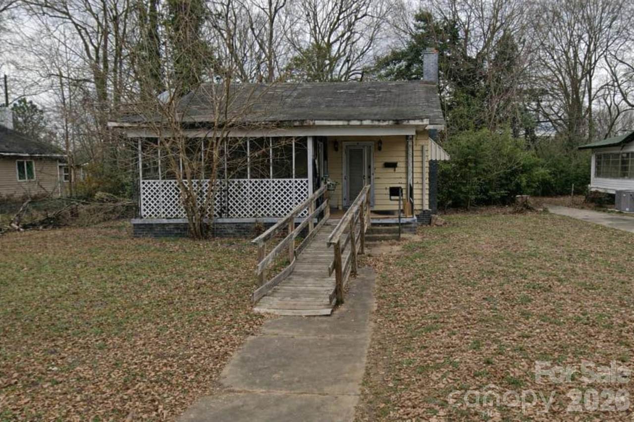 7 Bolt Drive - Photo 1