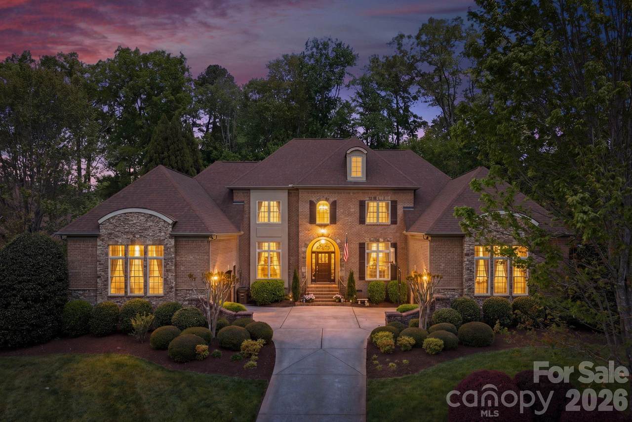 7004 Camrose Crossing Lane - Photo 1
