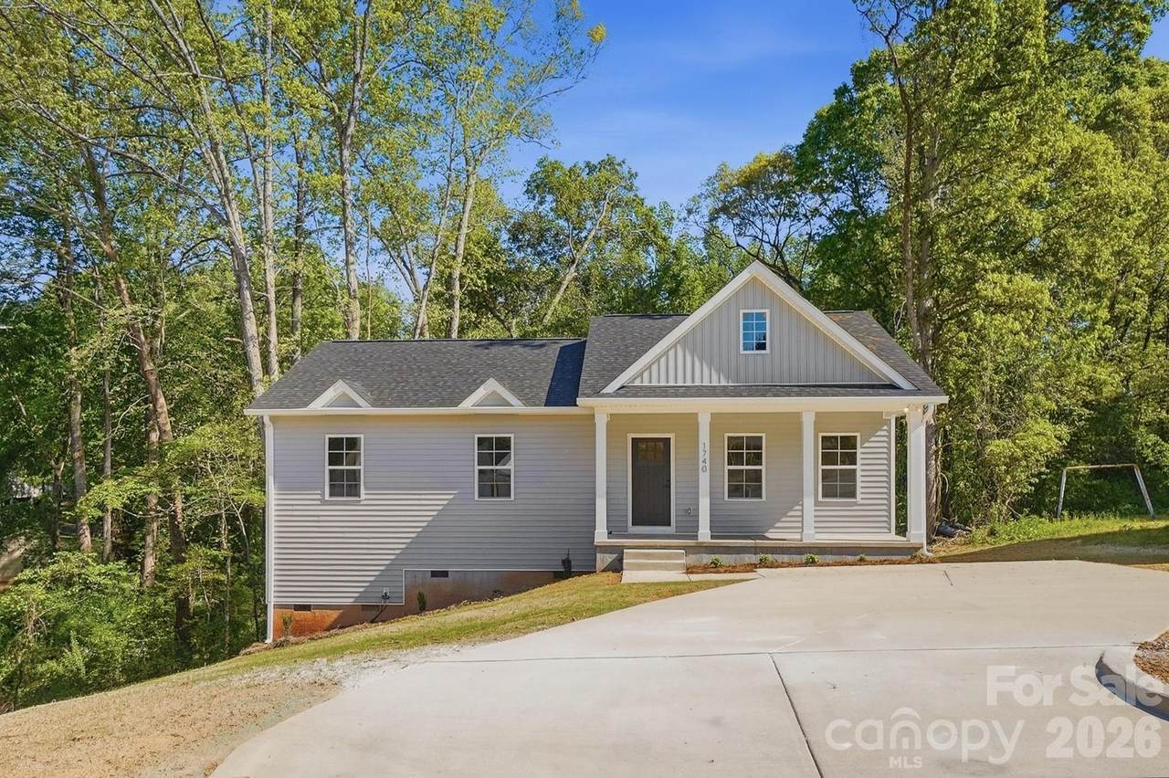 1740 Moss Court - Photo 1