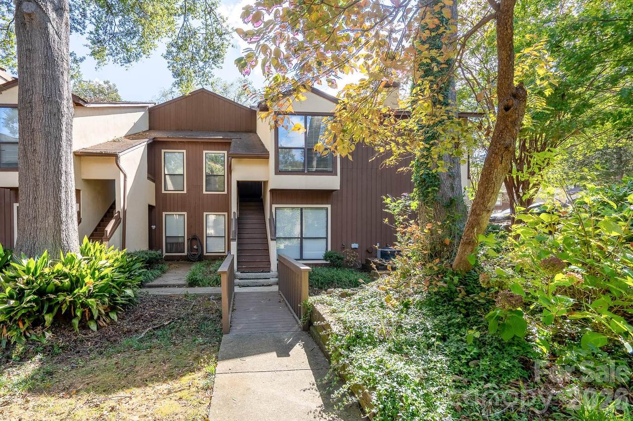 7309 Winery Lane - Photo 1