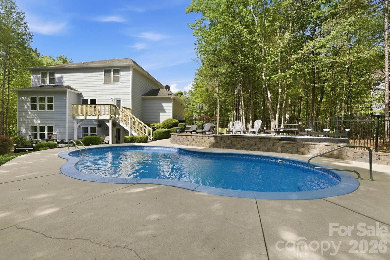 5404 Cotton Top Court - Photo 1