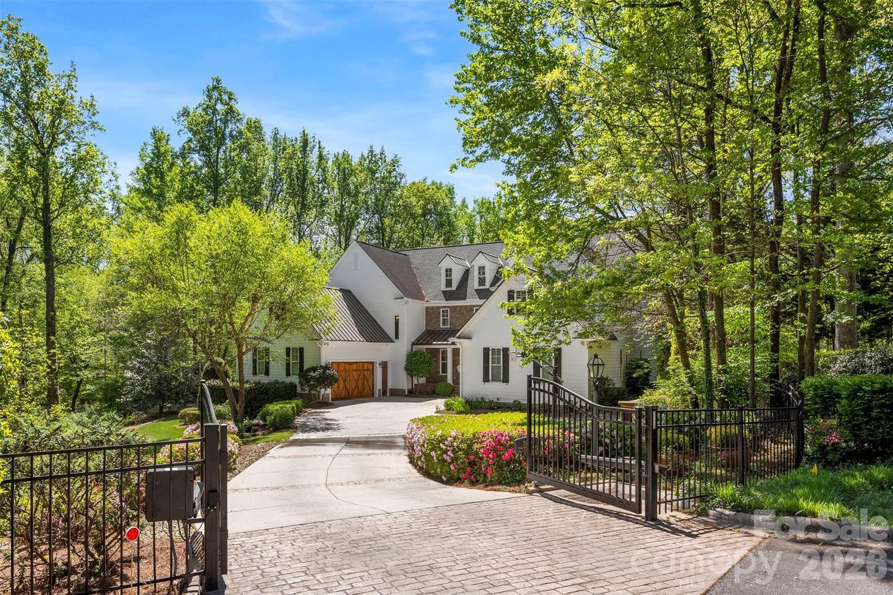 3729 Eaglebrook Drive - Photo 1