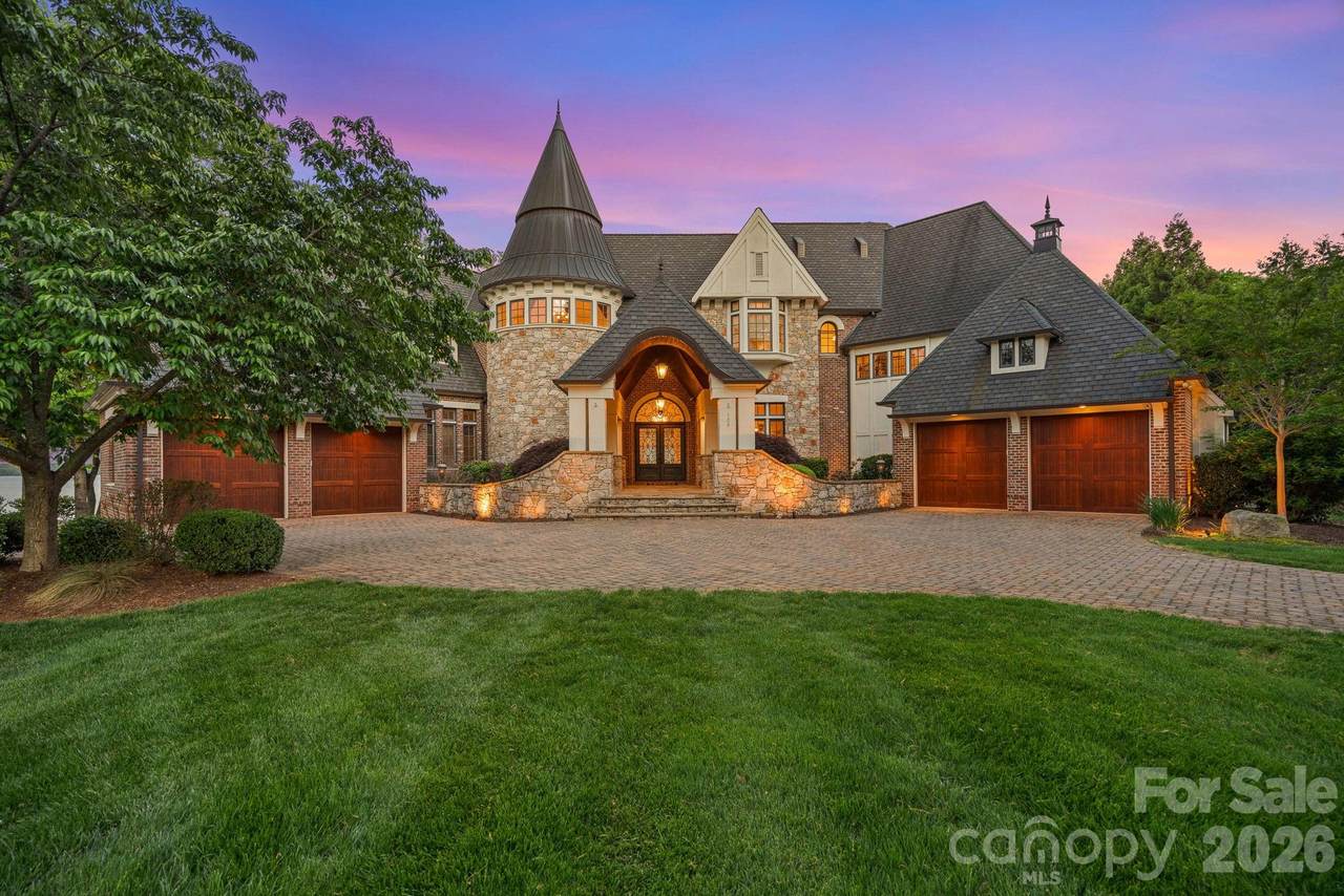 109 Conway Court - Photo 1