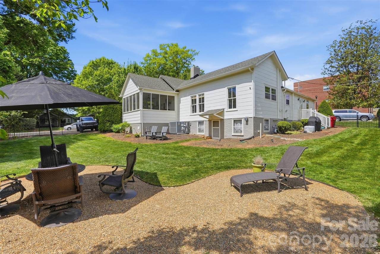303 South Street - Photo 1