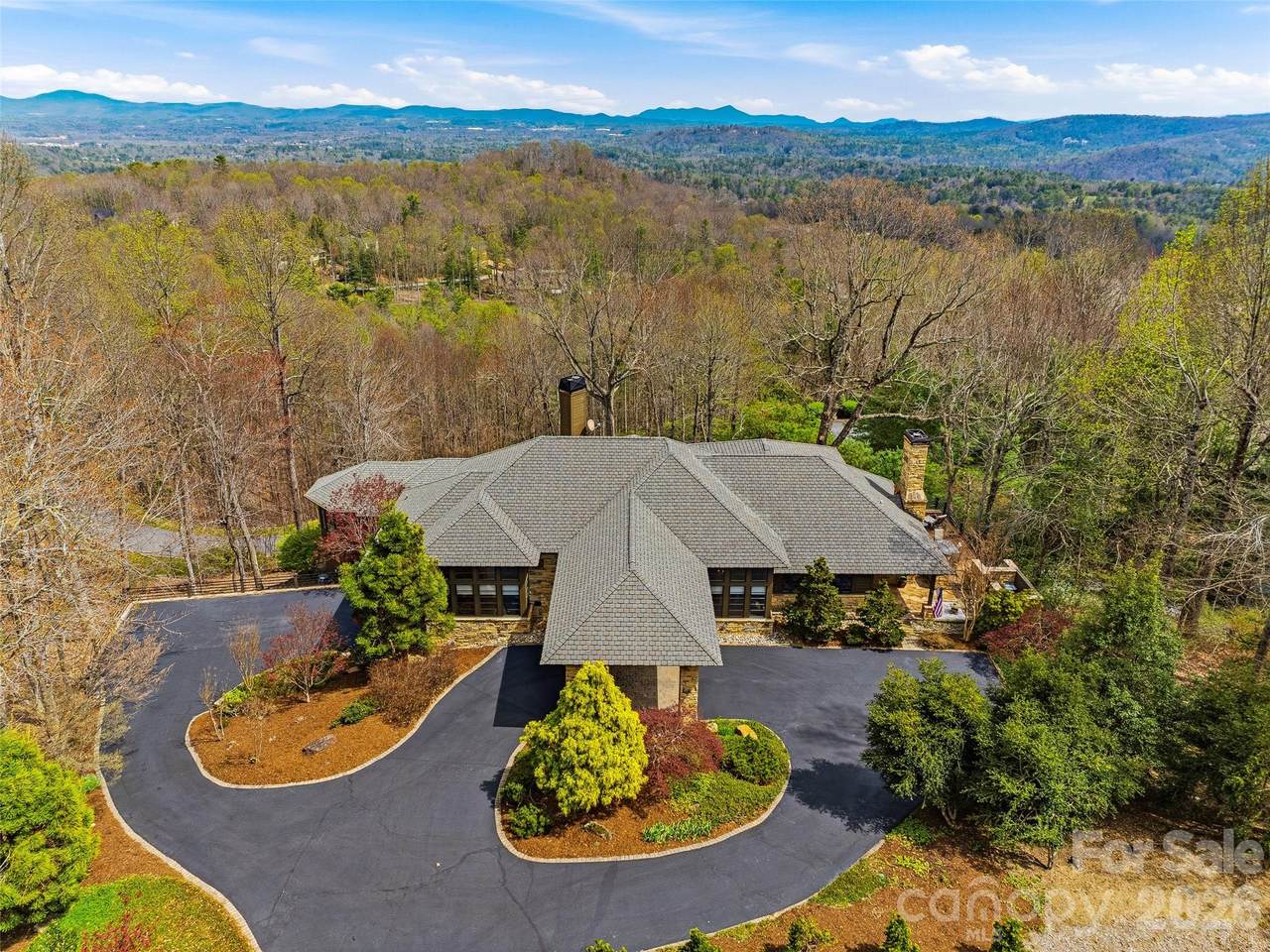 1000 Mcfarlane Way - Photo 1