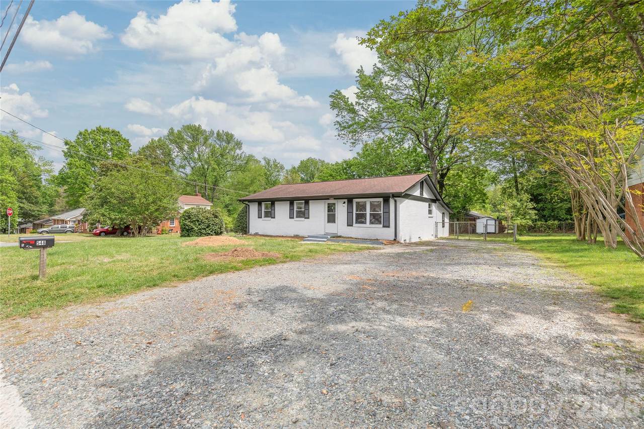 548 Drury Drive - Photo 1