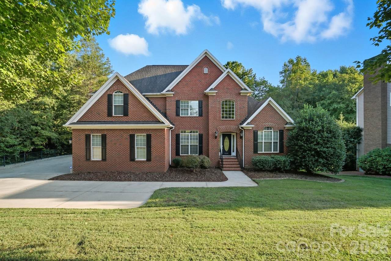 1209 Mossbank Place - Photo 1