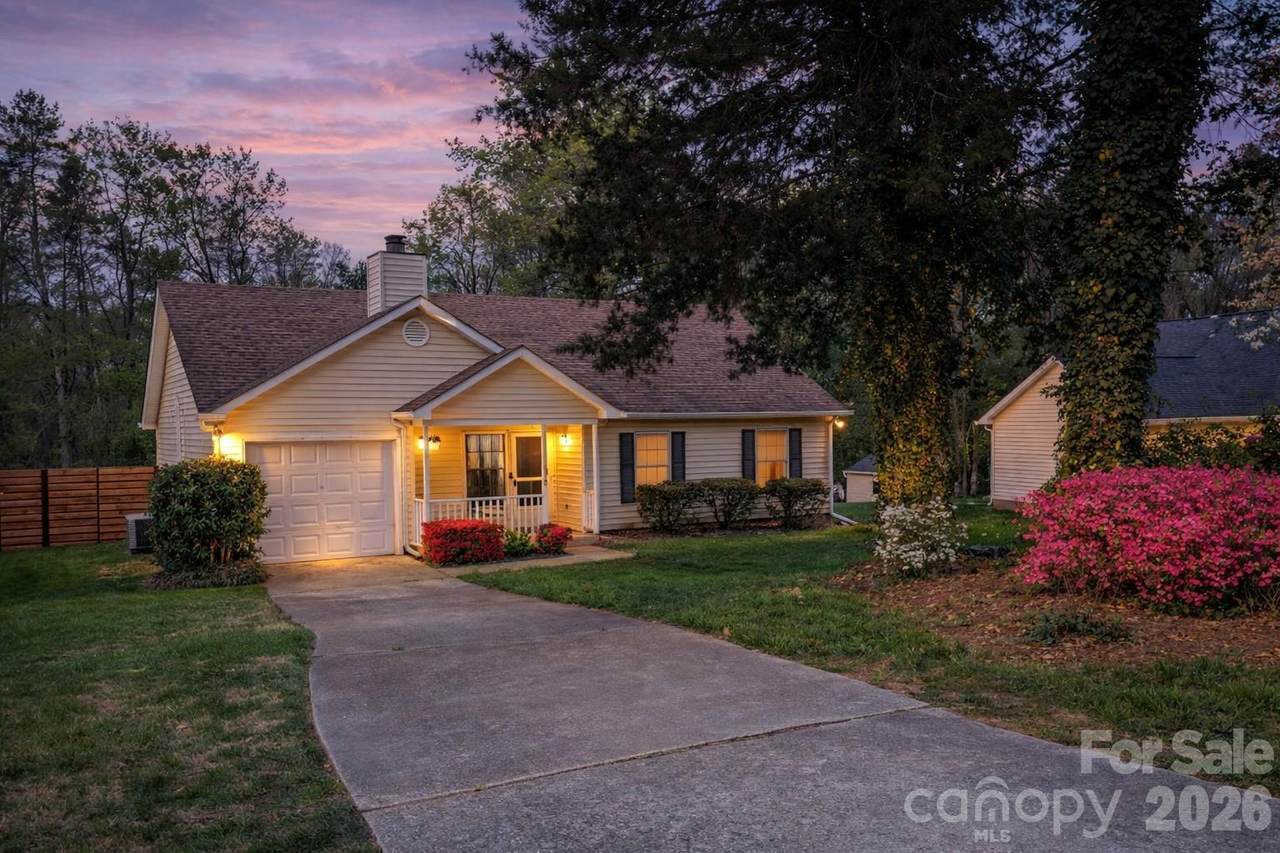5812 Stone Bluff Court - Photo 1