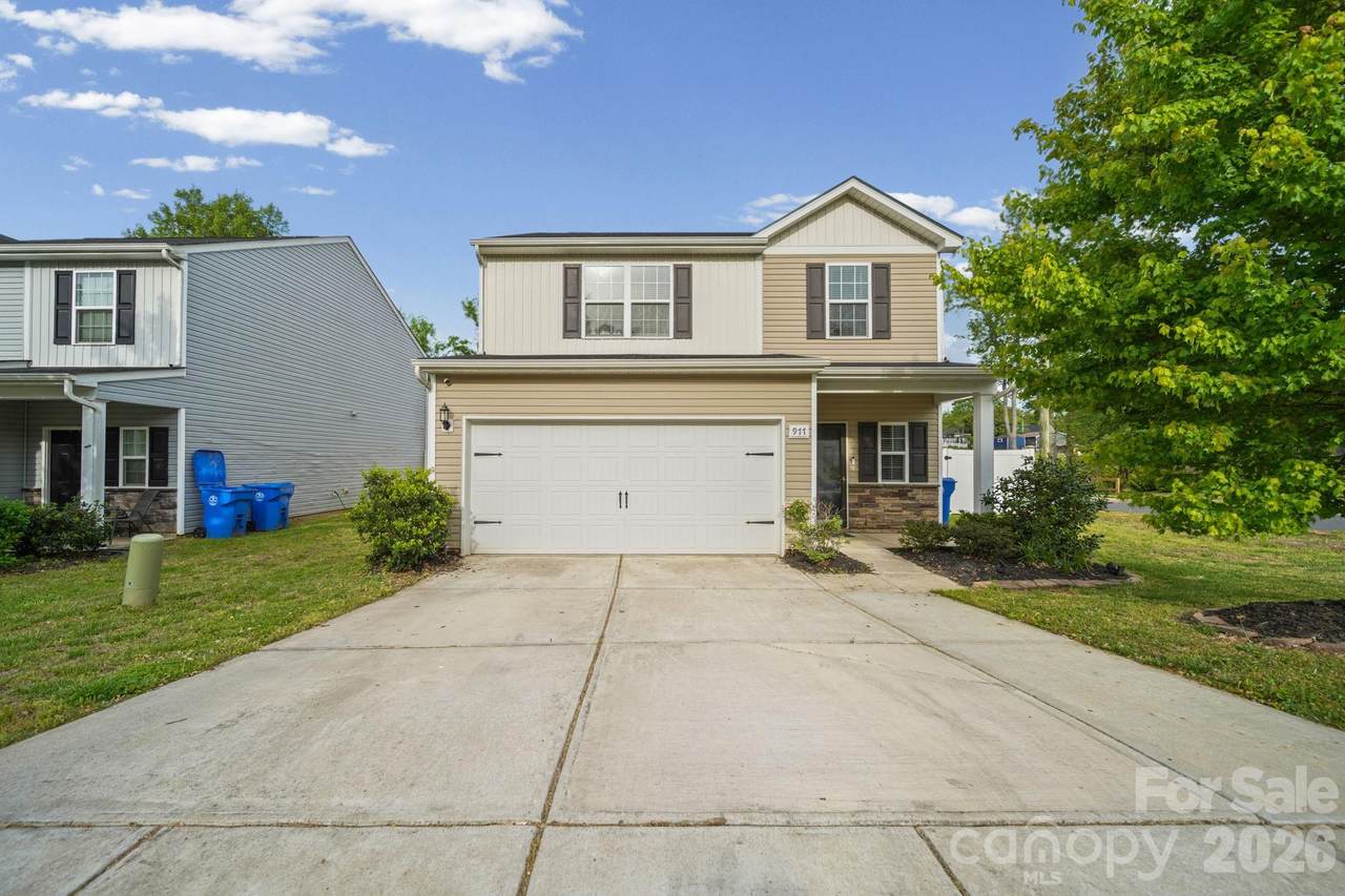 977 Joselynn Drive - Photo 1