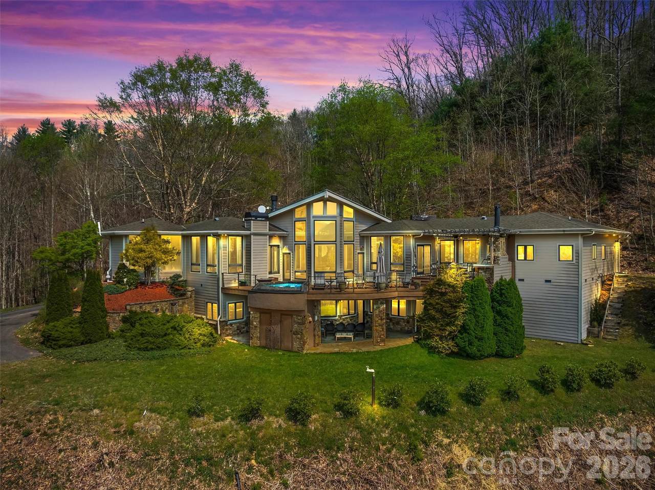 221 Connection Circle - Photo 1
