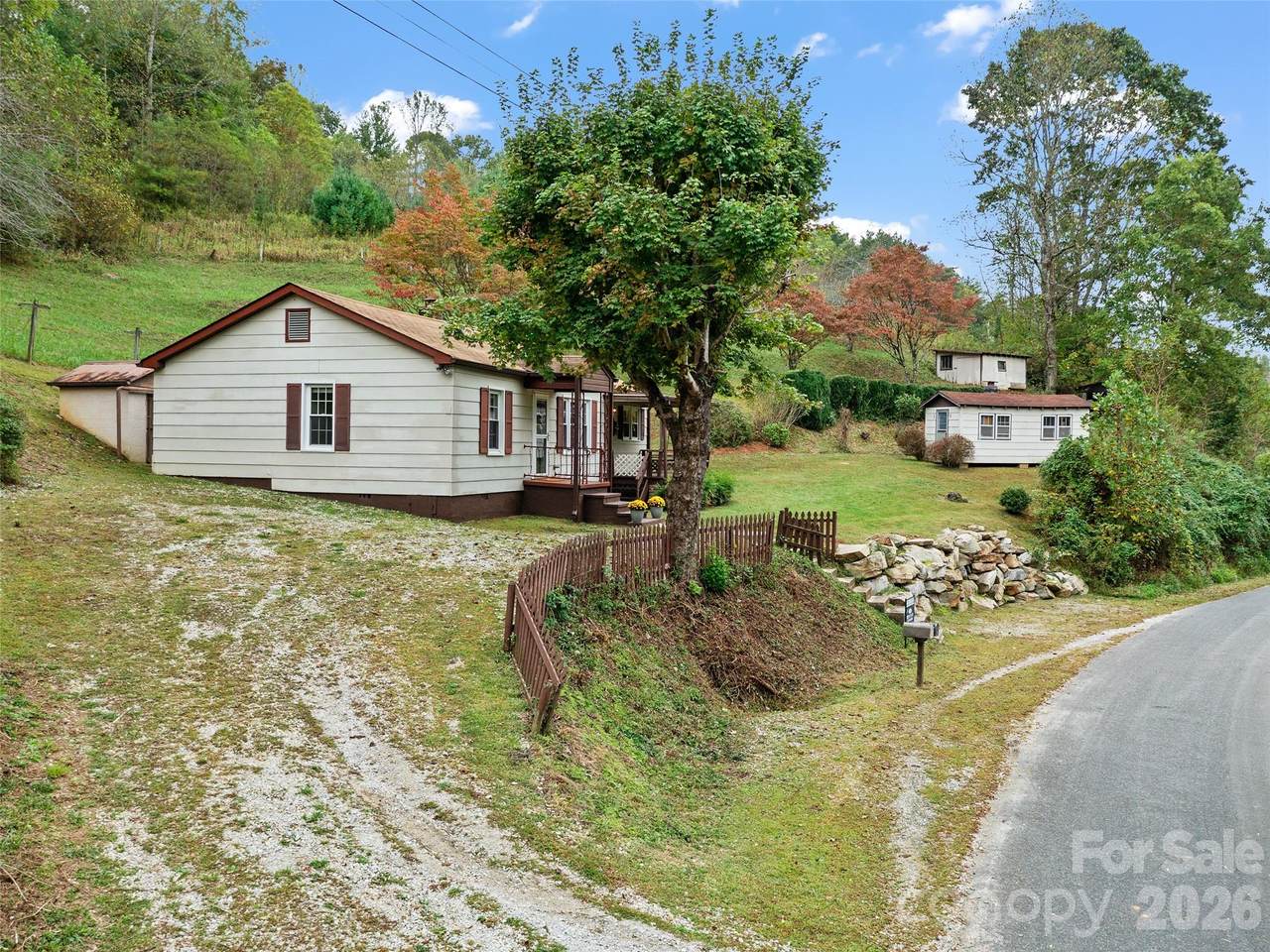 338 Sweet Creek Road - Photo 1
