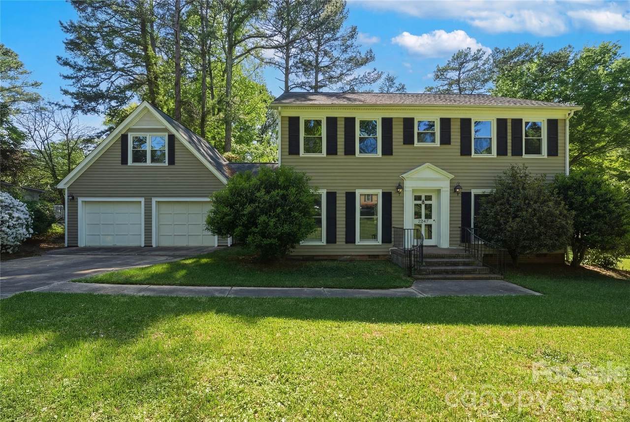 2087 Poinsett Drive - Photo 1