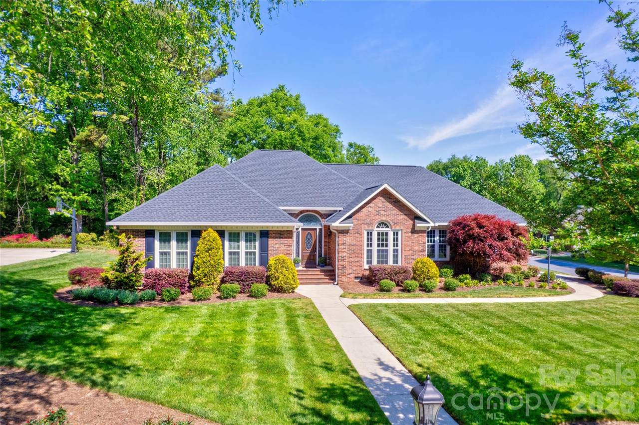 1188 Fawn Ridge Road - Photo 1